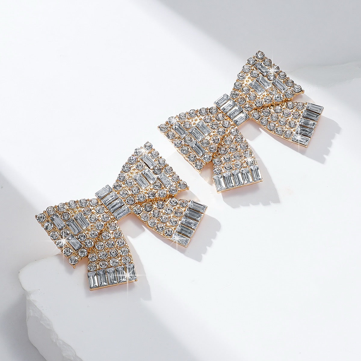 Personality Large Bow Teardrop Tassel Earrings