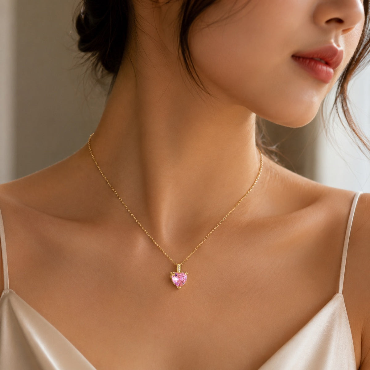 18K Gold Plated Micro Inlaid Zircon Heart Pendant Necklace