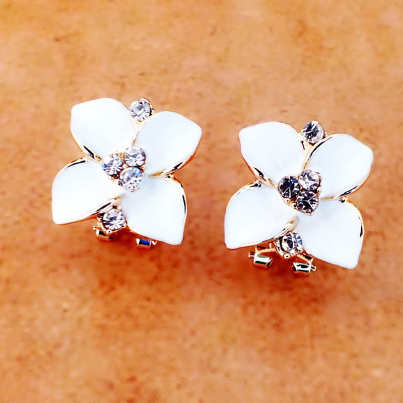 Camellia Ear Nail Clamp Earring